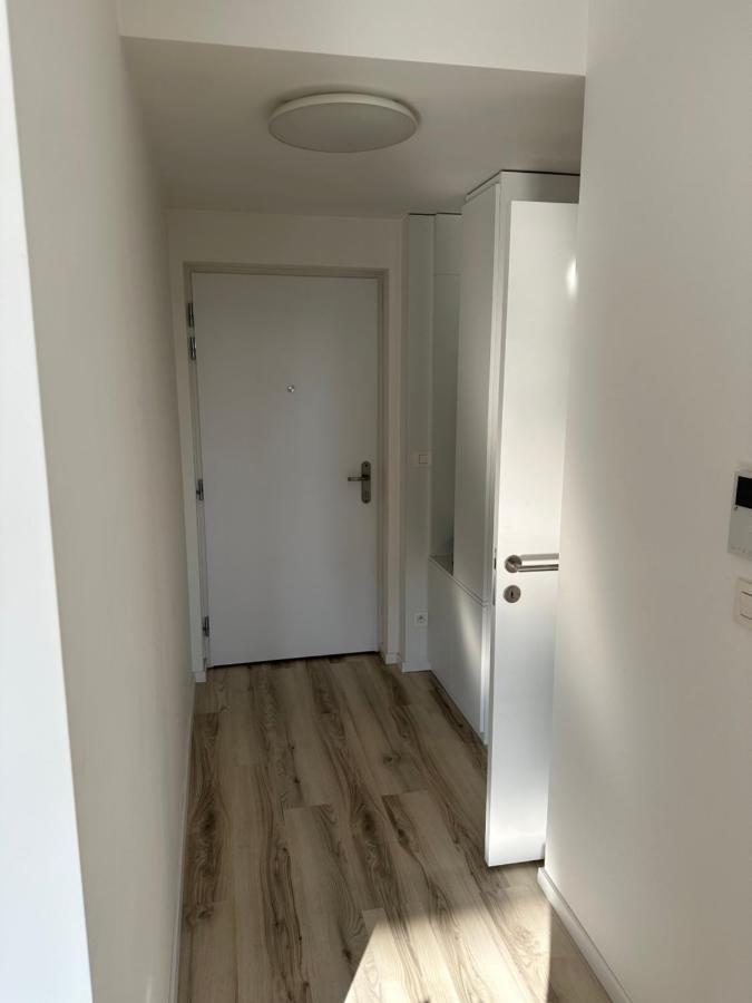 Ein Park Apartment With Free Parking براتسيلافا المظهر الخارجي الصورة